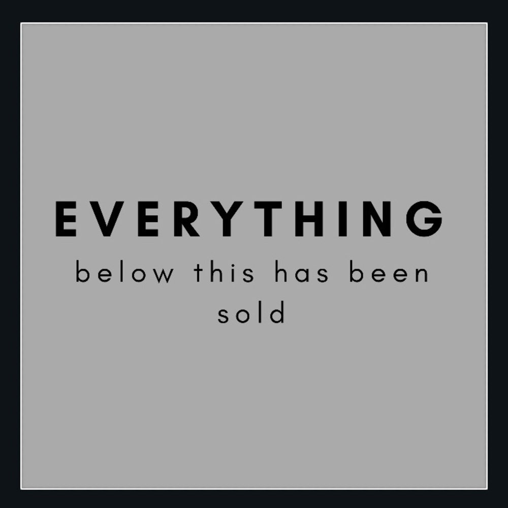 SOLD✨